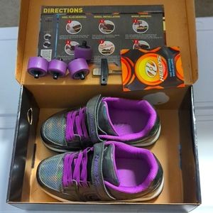 Wheeled shoes for girl